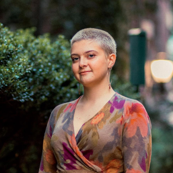 blog author Sophia