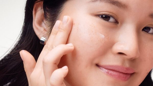 Rose & Hyaluronic Acid Deep Hydration Emulsion-How to use-Image