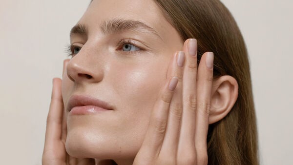 Lotus Youth Preserve Line & Texture Smoothing Day Cream-How to use-Image