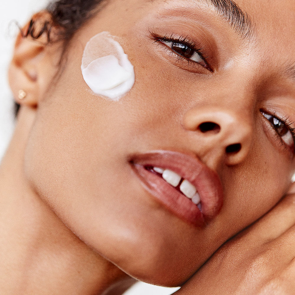 Rose & Hyaluronic Acid Deep Hydration Moisturizer (15ml) Fresh