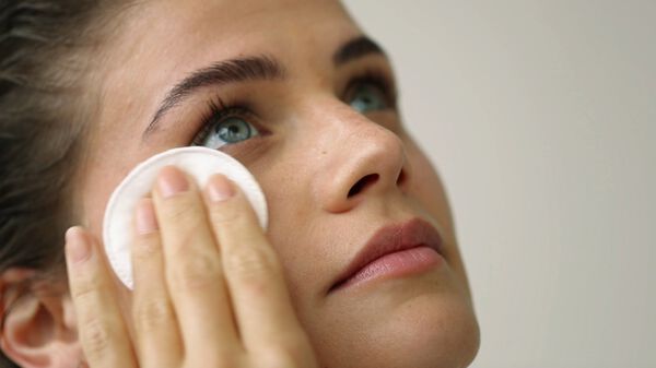 Rose & Hyaluronic Acid Deep Hydration Toner-How to use-Image