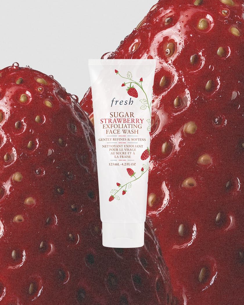 sugar strawberry exfoliating face wash