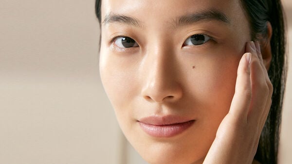 Crème contour des yeux raffermissante Crème Ancienne-Mode d'emploi-Image