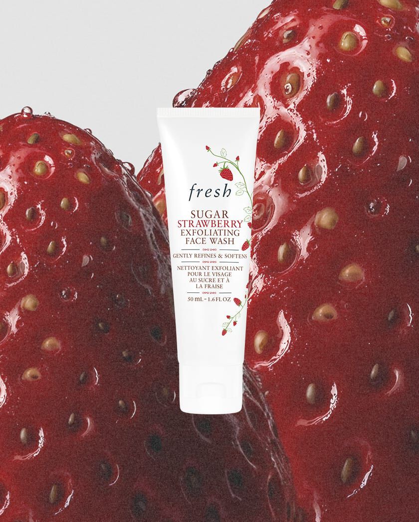 sugar strawberry exfoliating face wash