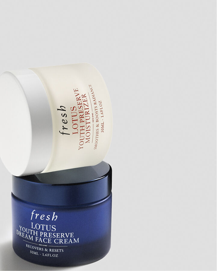 cr&egrave;me de r&ecirc;ve pro-jeunesse pour le visage au lotus